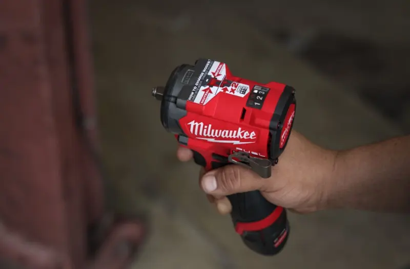 Aku 1/2" rázový utahovák Milwaukee M12 FCIWF12G3-0, 745 Nm, bez aku, 4933493454