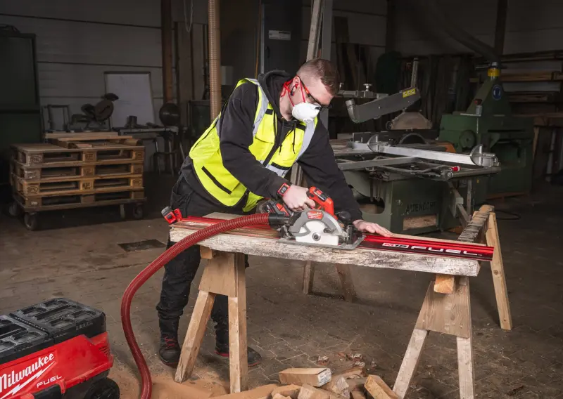 191536-kotoucova-pila