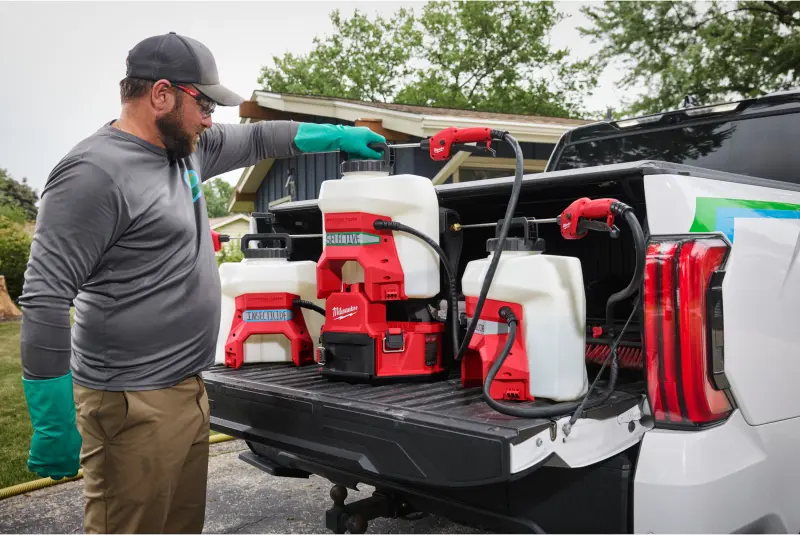 192286-aku-postrikovac-milwaukee-m18-bbpfp2-switch-tank-gen2-rozprasovac-01-17