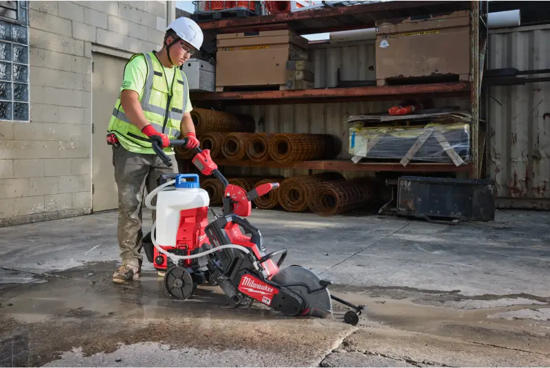 192286-aku-postrikovac-milwaukee-m18-bbpfp2-switch-tank-gen2-rozprasovac-01-20