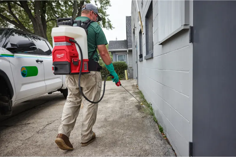 192286-aku-postrikovac-milwaukee-m18-bbpfp2-switch-tank-gen2-rozprasovac-01-9