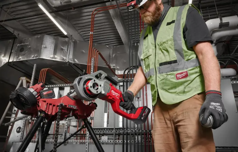 192341-4933499199-03