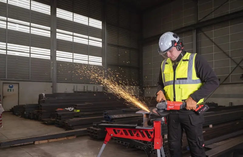 Aku úhlová bruska Milwaukee M18ONEFLAG230XPDB-122C ONE-KEY™ s kolébkovým spínačem 230 mm, 4933499242 (MI4933499242)