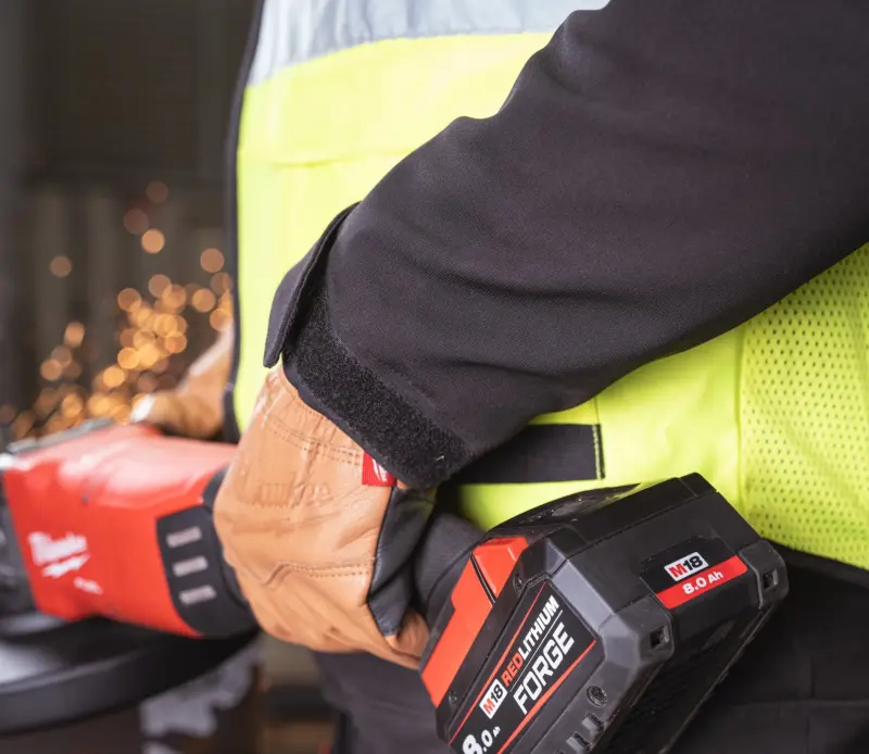 Aku úhlová bruska Milwaukee M18ONEFLAG230XPDB-122C ONE-KEY™ s kolébkovým spínačem 230 mm, 4933499242 (MI4933499242)