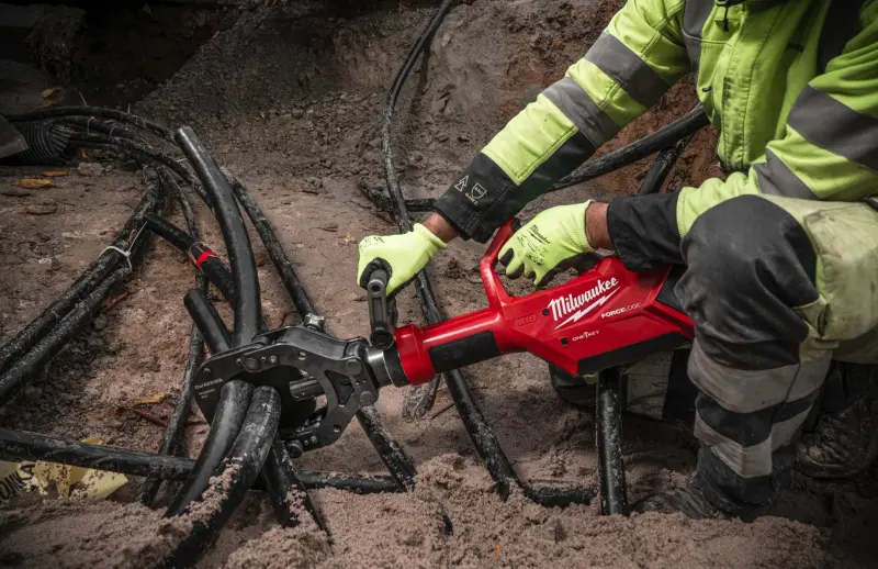 Aku hydraulické kleště Milwaukee M18 HCC125-801C na kabely 125 mm (4933499333) (MI4933499333)