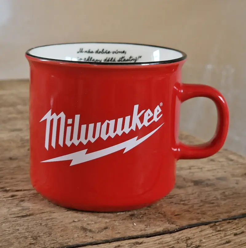 Hrnek Milwaukee červený (MIHRNEK)