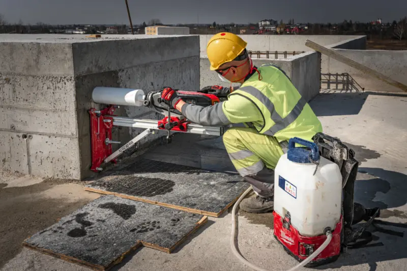 Aku jádrová vrtačka Milwaukee MX FUEL MXF DCD150-302C, ONE-KEY, 2x aku MXF CP203 + MXF C, 4933464887