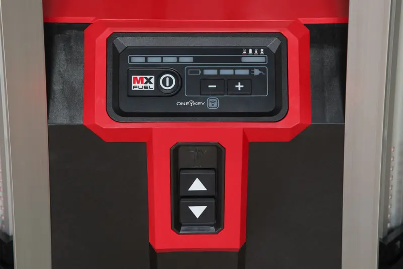 Aku stojanová svítilna/nabíječka MX Fuel Milwaukee MXF TL-601 (6,0 Ah) (MIMX4933471844)