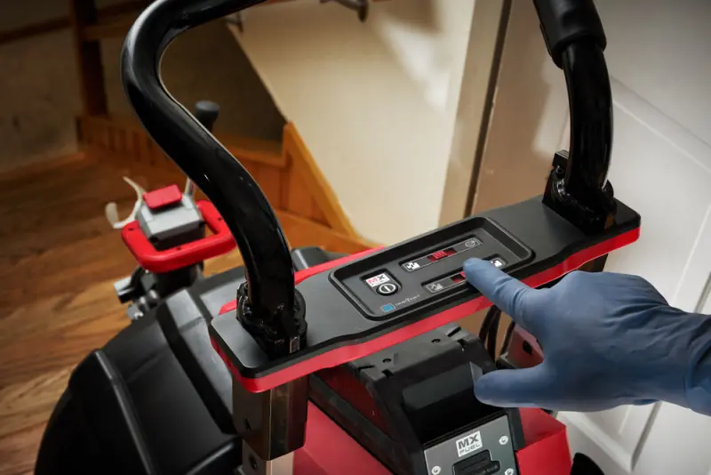 Velká bubnová čistička potrubí MX FUEL™ Milwaukee MXF LSDP-301 s POWERTREDZ™ (3,0 Ah) (MIMX4933471851)