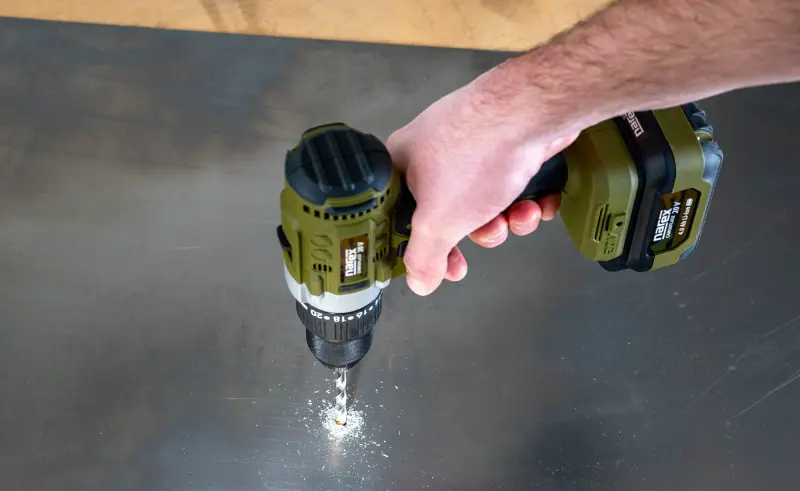 201131-65405714-12-2000