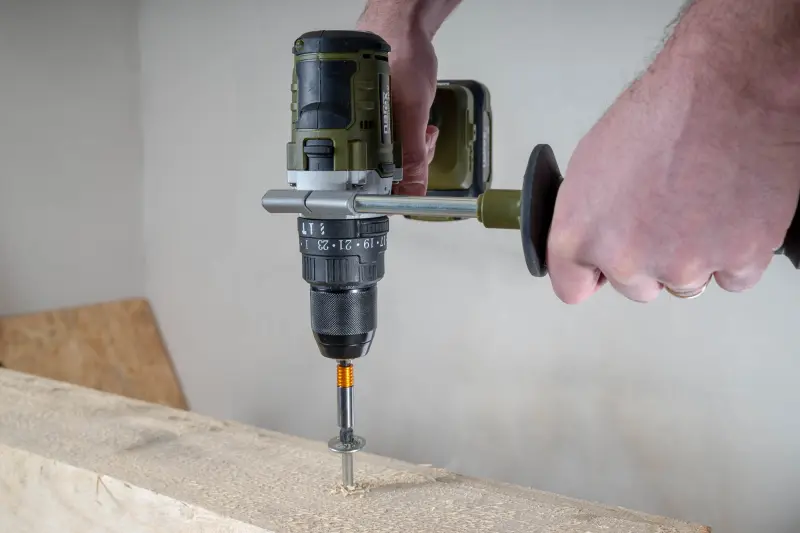 201139-65405716-10-2000