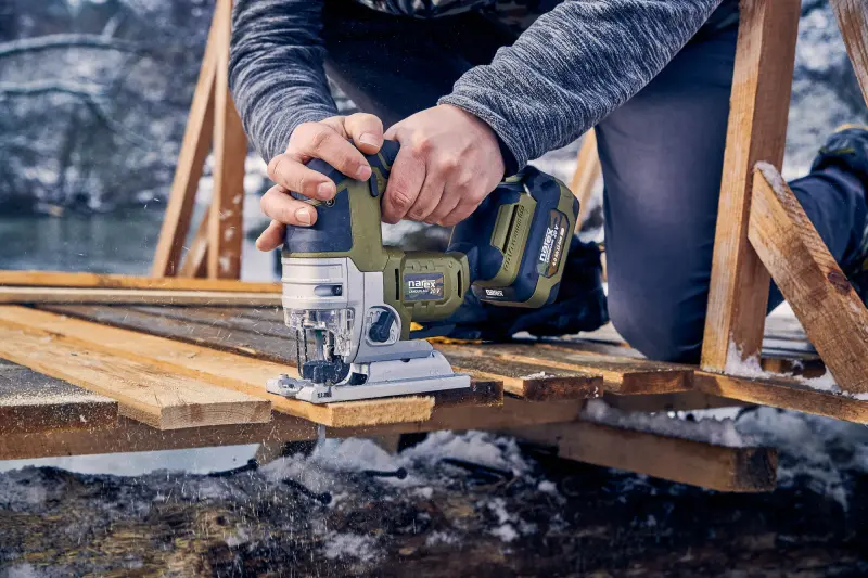 201161-65405722-15-2000