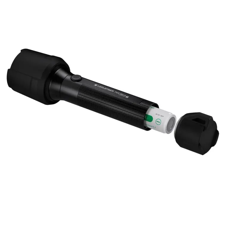 201510-ledlenser-502186-p6r-work-3