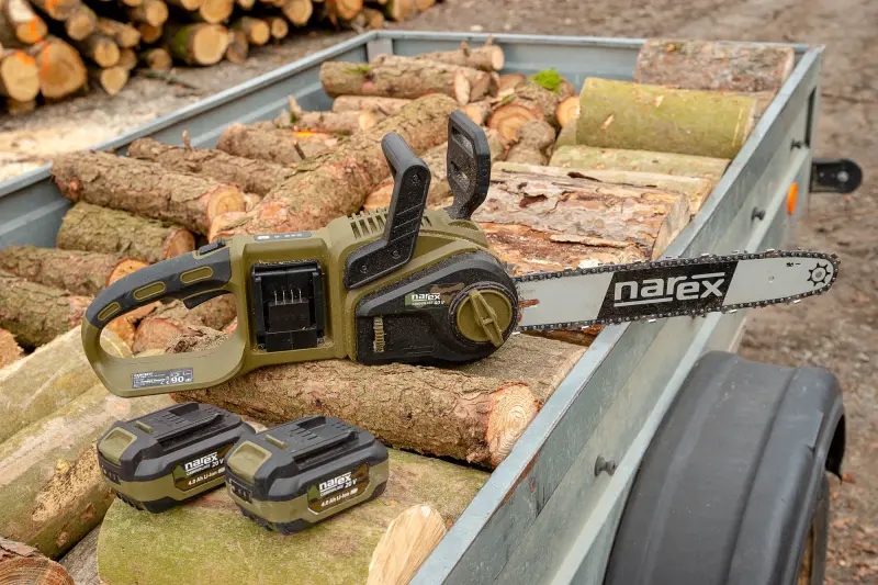 201672-65406393-17-2000