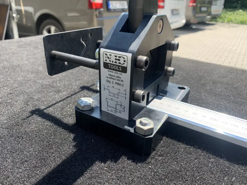 203547-7442-mrk-2-09