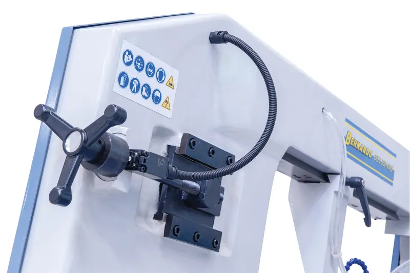 Automatická pásová pila na kov Bernardo CGS 330 VAG (BER041731XL)