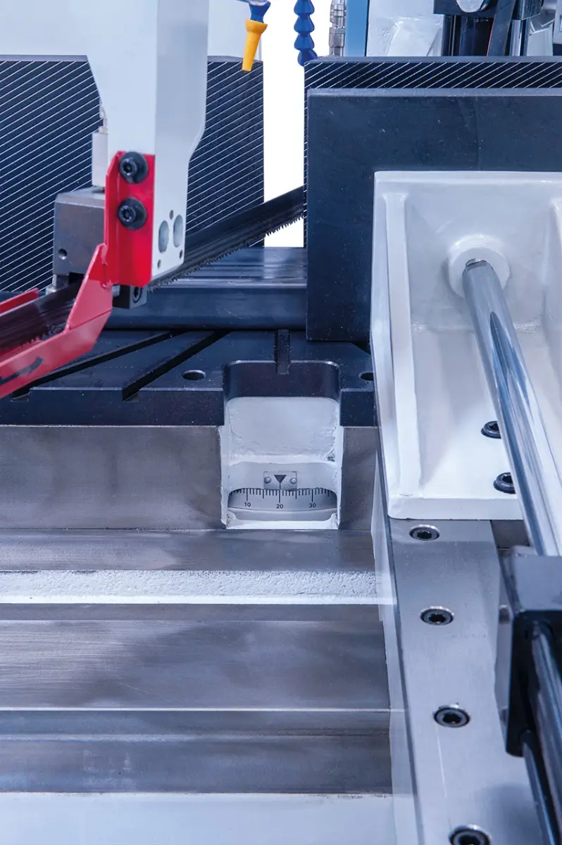 Poloautomatická dvoupokosová pásová pila Bernardo DGS 460 HV (BER041763XL)