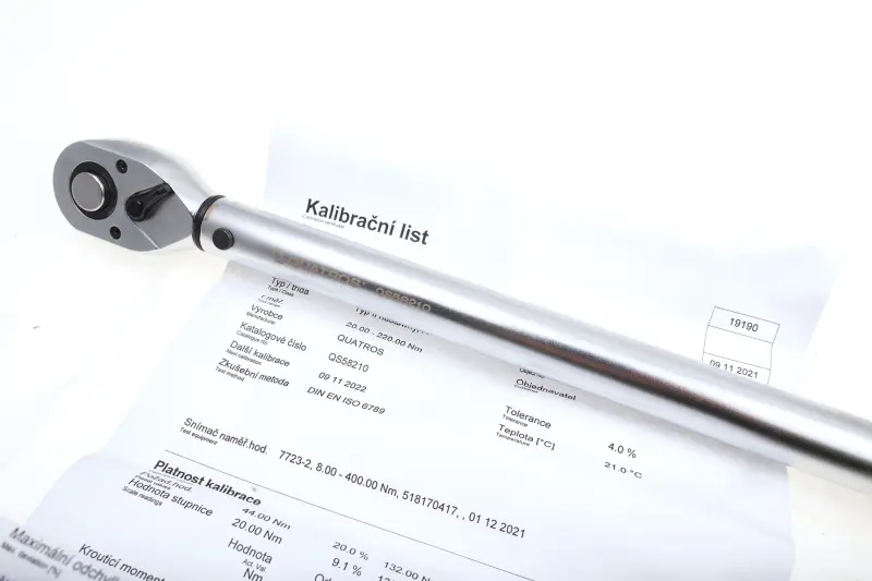 221733-momentovy-klic-1-2-20-210-nm-s-certifikatem-quatros-qs58210-fotka-07