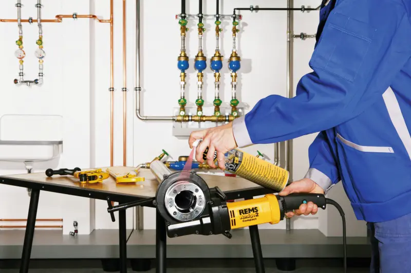 222081-140105r-a0001-0002