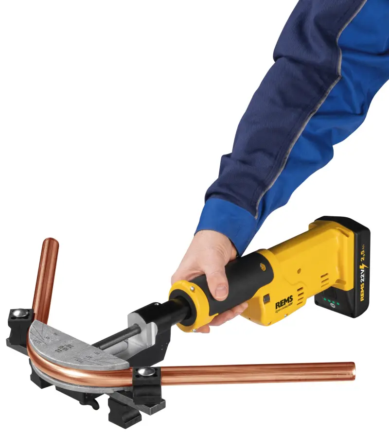 Aku ruční ohýbačka Rems Hydro-Swing 22V Set 12+15+18+22 pro přesné ohýbání trubek do 90° (2,5 Ah) (REM153410)