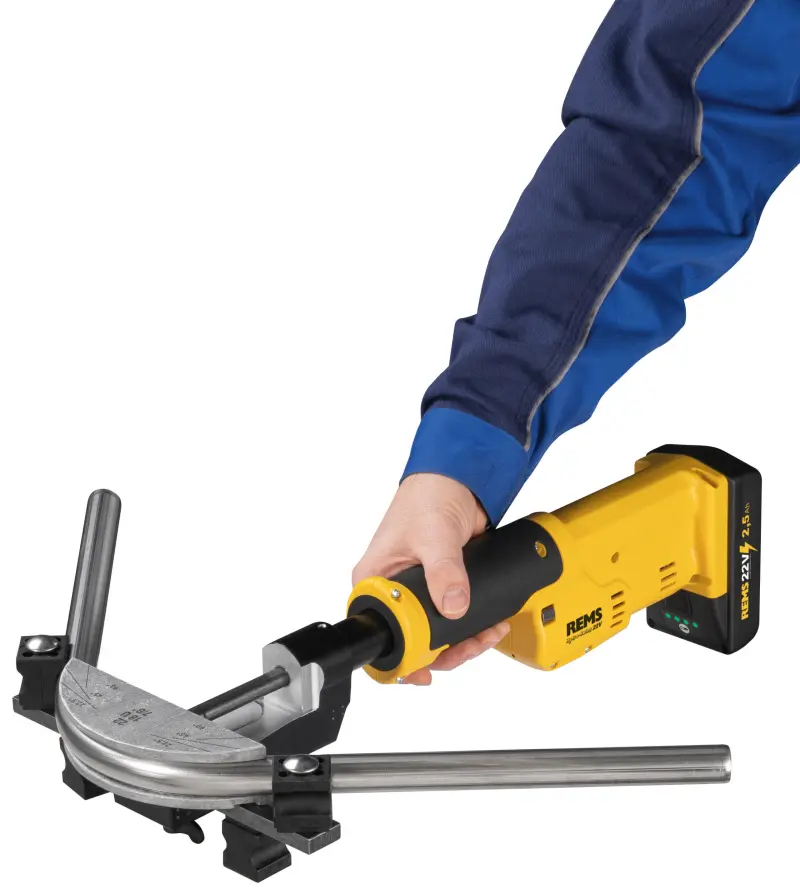 Aku ruční ohýbačka Rems Hydro-Swing 22V Set Allround 32 k přesnému ohýbání trubek do 90° (2,5 Ah) (REM153418)