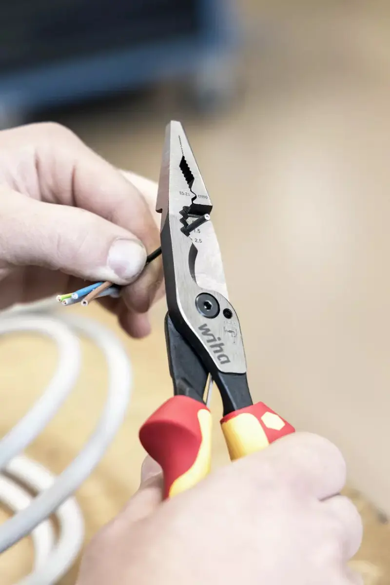 Multifunkční kleště 8v1 Wih , WIHA45705