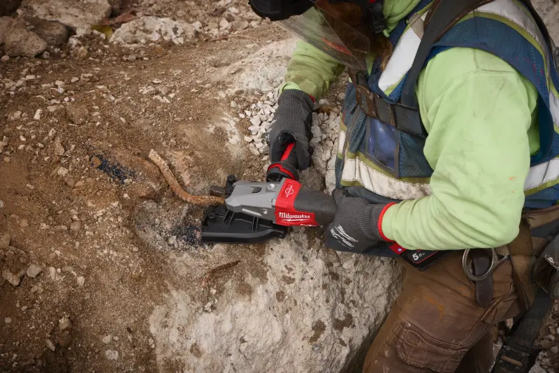 Aku nůžky betonářské výztuže Milwaukee M18 FRBCO32-0X (MI4933499366)