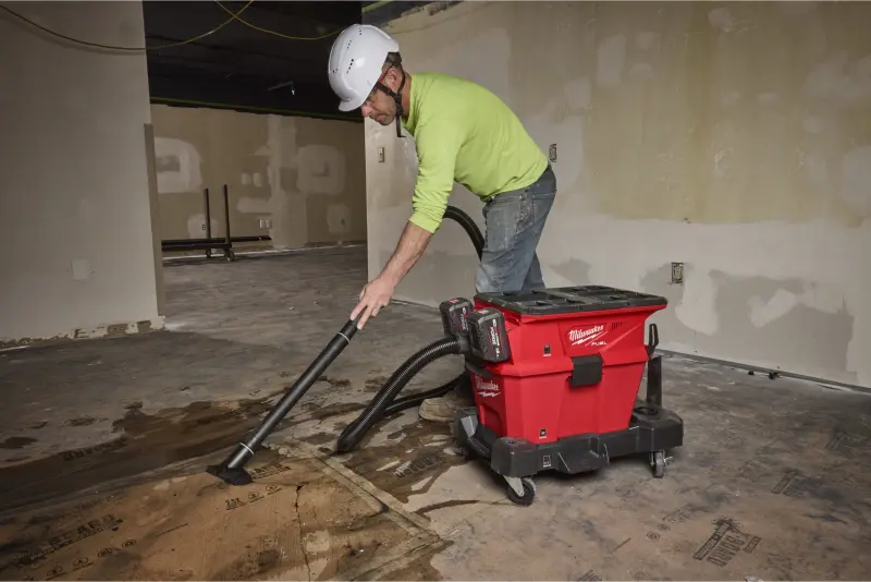 Aku průmyslový vysavač Milwaukee M18 F2VC23LG2-0, ONE-KEY, PACKOUT, NEXUS modular systém, mokré/suché vysávání, bez aku, 4933500140