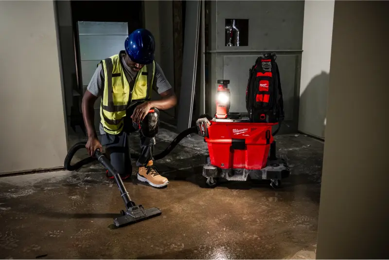 Aku průmyslový vysavač Milwaukee M18 F2VC23LG2-0, ONE-KEY, PACKOUT, NEXUS modular systém, mokré/suché vysávání, bez aku, 4933500140