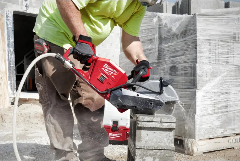 Aku rozbrušovací pila Milwaukee M18 FCOS230-121, ONE-KEY, bez aku,