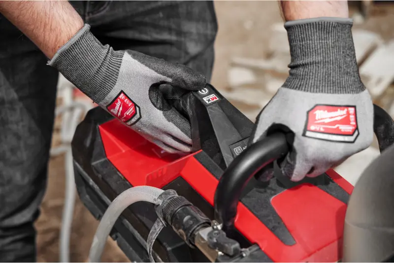 Aku rozbrušovací pila Milwaukee MX FUEL MXF COS350G2FC-802 (350 mm), ONE-KEY, 2x aku MXF XC608 + MXF FC + HUDD 350mm + taška, 4933499772