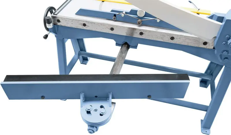 Tabulové nůžky litinové na plech Bernardo HLS 1050 x 1,5 (BER061661)