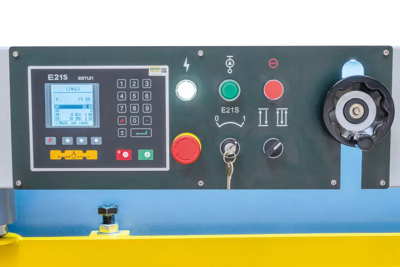 Hydraulické tabulové nůžky Bernardo HST 1600 x 4 (BER061922XL2)