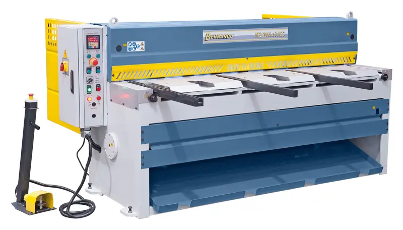 Tabulové elektromechanické nůžky Bernardo MTE 1560 x 3 NCC (BER062047XL0)