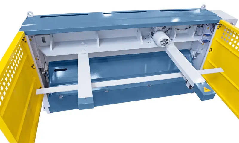 Tabulové elektromechanické nůžky Bernardo MTE 1560 x 3 NCC (BER062047XL0)