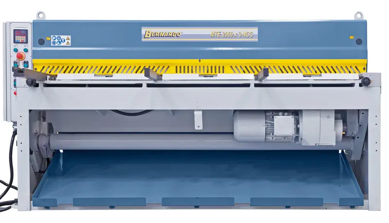 Tabulové elektromechanické nůžky Bernardo MTE 2560 x 2,5 NCC (BER062047XL2)