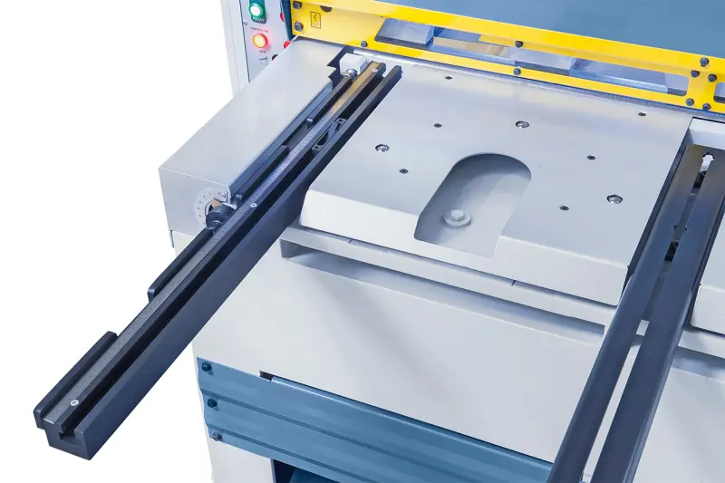 Tabulové elektromechanické nůžky Bernardo MTE 1100 x 6 mm NCC (BER062048XL)