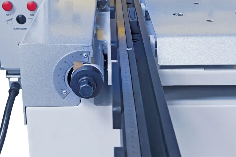 Tabulové elektromechanické nůžky Bernardo MTE 1360 x 6 mm NCC (BER062048XL0)