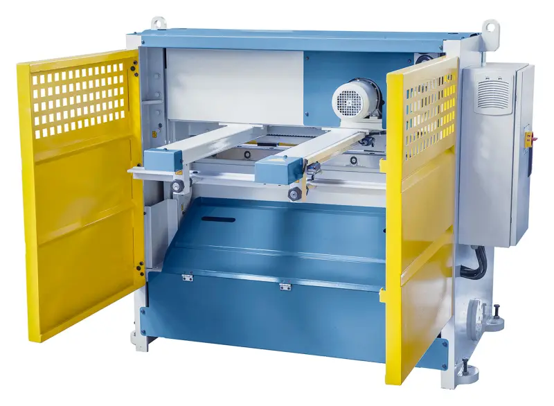 Tabulové elektromechanické nůžky Bernardo MTE 1360 x 6 mm NCC (BER062048XL0)