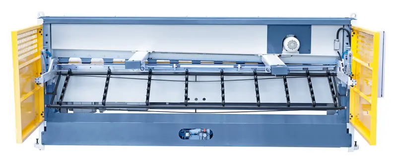 Tabulové elektromechanické nůžky Bernardo MTR 1100 x 6 mm NCC s pneu přidržovači plechu (BER062055XL)