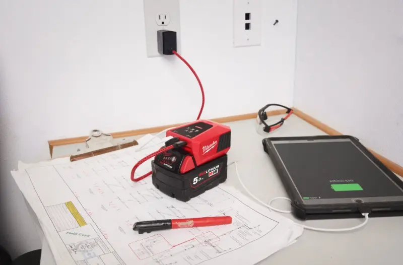 M18TC-0 M18 TOP-OFF MINI CHARGER IN2, MI4932499165