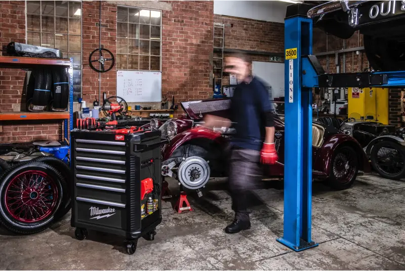 SRC27/7-2 OCELOVÁ SKŘÍŇ NA KOLEČKÁCH ŠEDÁ, MI4932500740