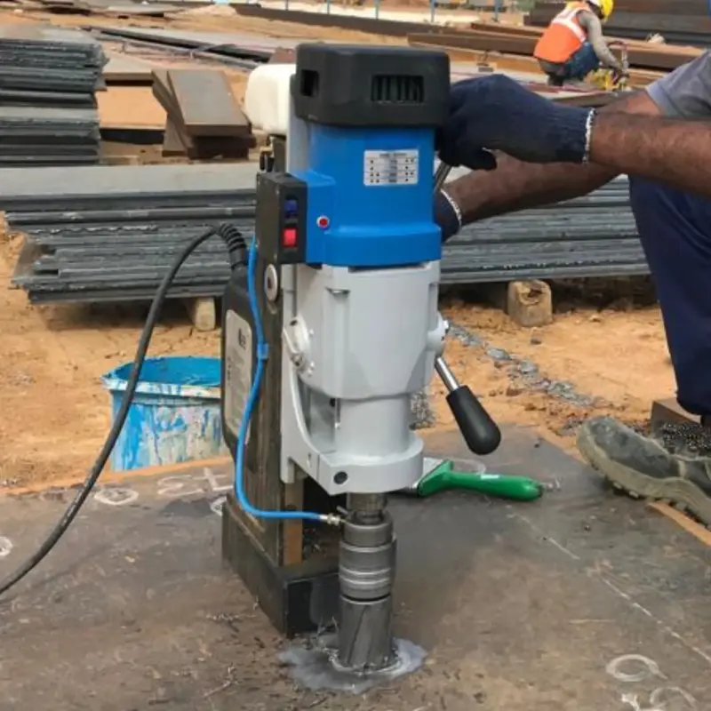 Magnetická vrtačka MAB 825 - 230 V BDS