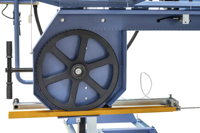 Kmenová pásová pila Bernardo BBS 920 B - benz. motor (BER1413070)