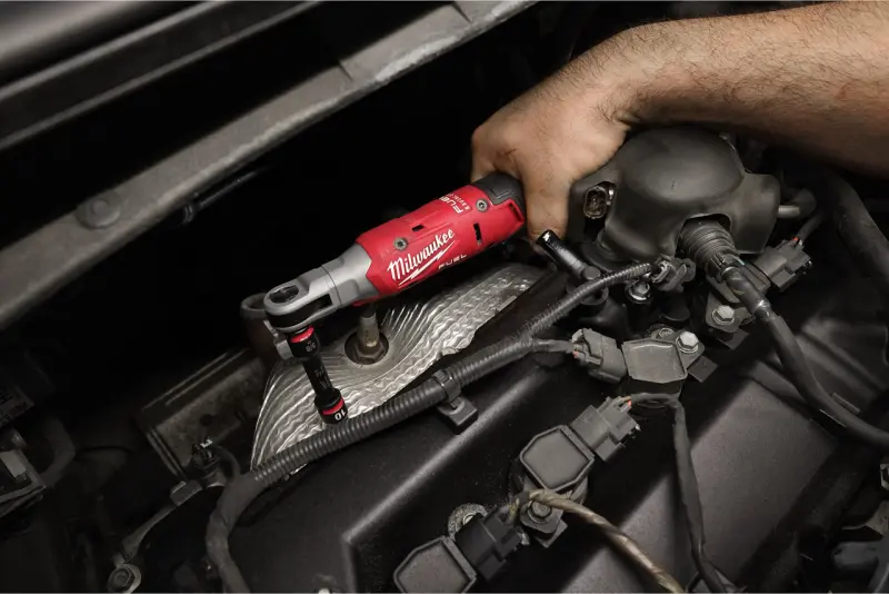 Aku 3/8" ráčnový utahovák M12 FIR38G2-252B, 2x aku M12 HB2.5 + C12 C + taška, 4933498936