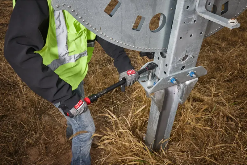 Momentový klíč s ráčnou a čtyřhranem 1/4" Milwaukee 5-25NM, 4932500823