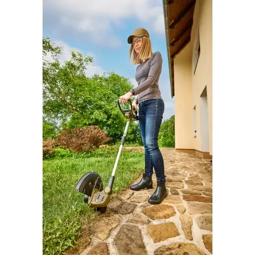 Aku strunová sekačka na trávu Narex 65406737 Camouflage CVT 300 2BN (2,0 Ah) (NA65406737)