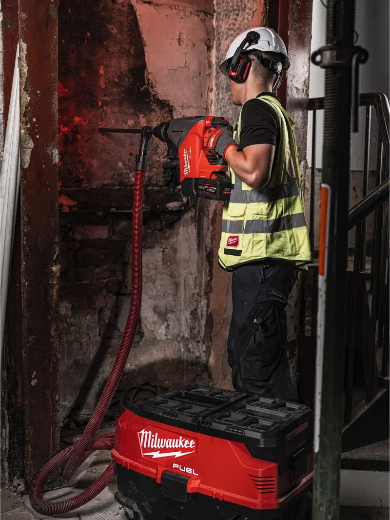 Aku vrtací a sekací kladivo Milwaukee M18 FHACO745-122C 45MM SDS-Max, ONE-KEY, 2x aku M18 FB12 + M12-18 FC + kufr,  4933493446