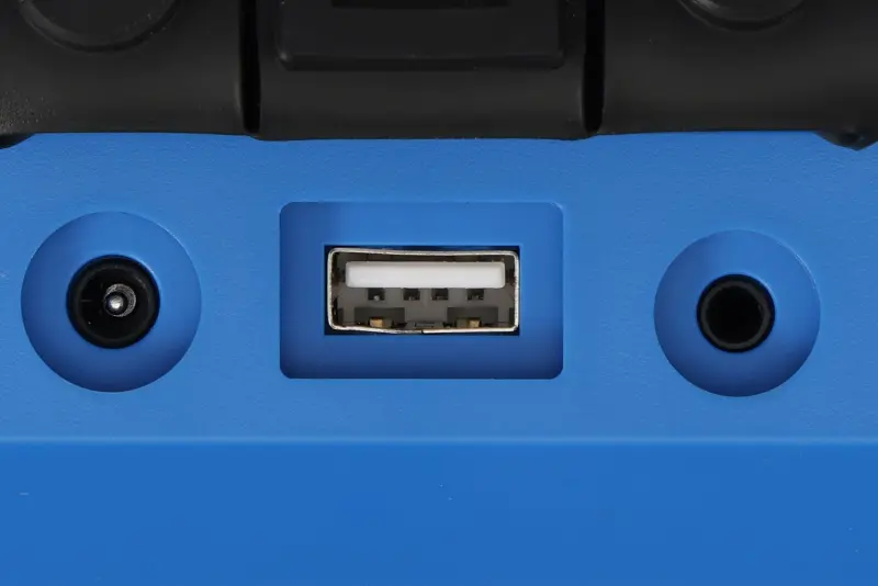 BGS 7387 Aku DAB rádio, hybridné 18 V a 230 V. Bez akumulátora