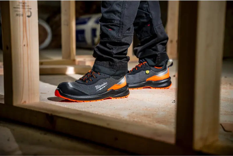 Bezpečnostní obuv Milwaukee FLEXTRED s vysokou viditelností, textilní svršek, FXT S1PS Orange 1L919199 SC FO SR ESD, oranžová barva (vel.46), 4932501568